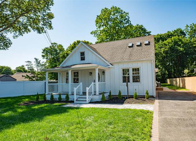 Property at 122 Fifth St, Saint James, NY 11780, 4 beds, 2.5 baths
