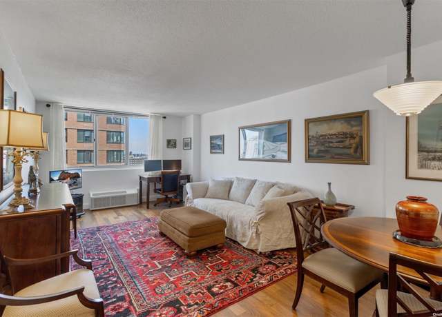 Property at 345 E 93rd St Unit 20A, New York (manhattan), NY 10128, 1 bed, 1 bath