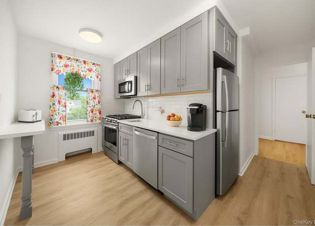 Property at 485 Bronx River Rd Unit A54, Yonkers, NY 10704, 1 bed, 1 bath