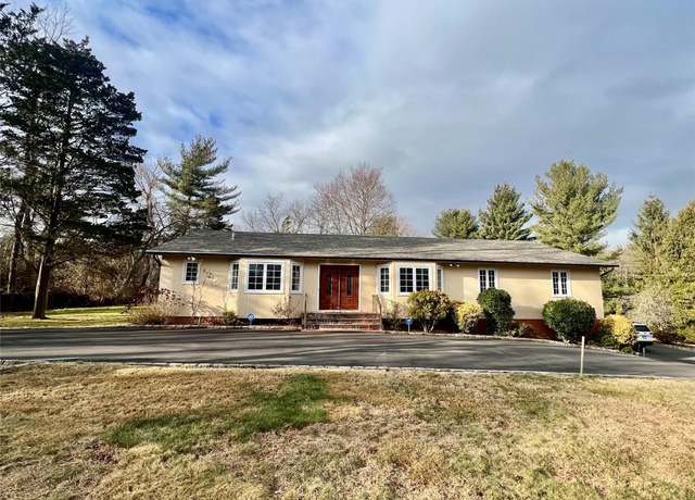 Property at 19 Berry Hill Rd, Oyster Bay Cove, NY 11771, 4 beds, 2.5 baths