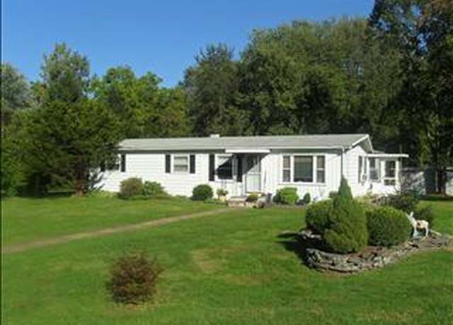 Property at 155 Osborne Hill Rd, Fishkill, NY 12524, 3 beds, 1 bath