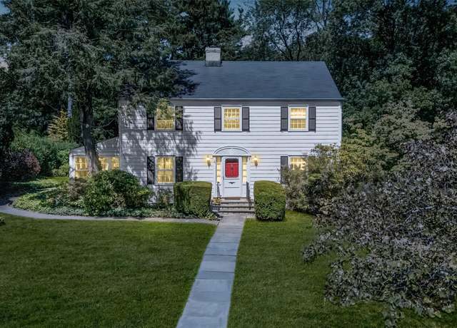Property at 100 Lord Kitchener Rd, New Rochelle, NY 10804, 3 beds, 2 baths