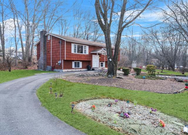 Property at 1 Townsend St, New Windsor, NY 12553, 4 beds, 2.5 baths