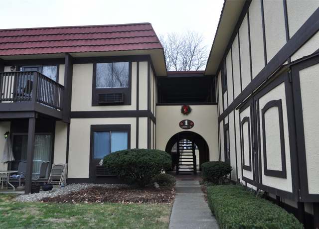 Property at 1 Loudon Dr #8, Fishkill, NY 12524, 2 beds, 2 baths