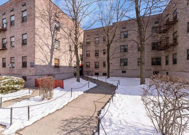 Property at 7811 Main St Unit 1G, Flushing, NY 11367, 1 bed, 1 bath