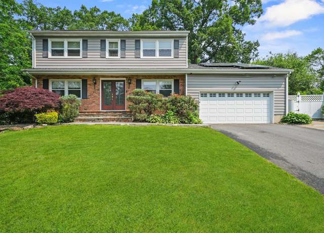 Property at 25 Bellwood Dr, New City, NY 10956, 5 beds, 2.5 baths