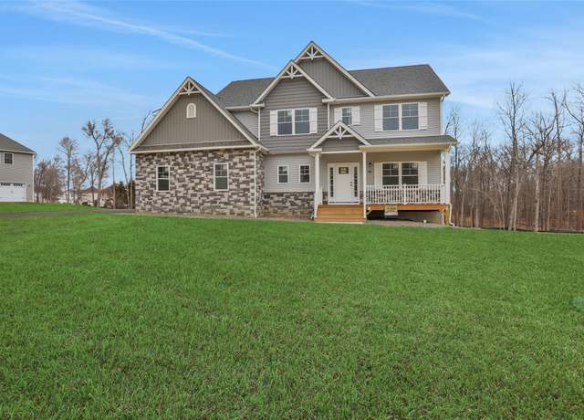 Property at 56 Frank St, New Windsor, NY 12553, 4 beds, 3.5 baths