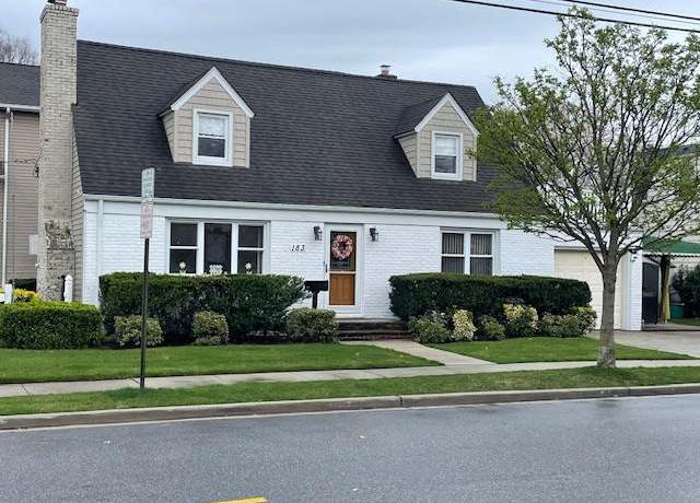 Property at 183 Locust St, Floral Park, NY 11001, 4 beds, 2 baths