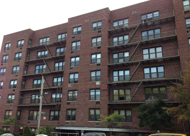 Property at 87-70 173rd St Unit 5G, Jamaica, NY 11432, 1 bath