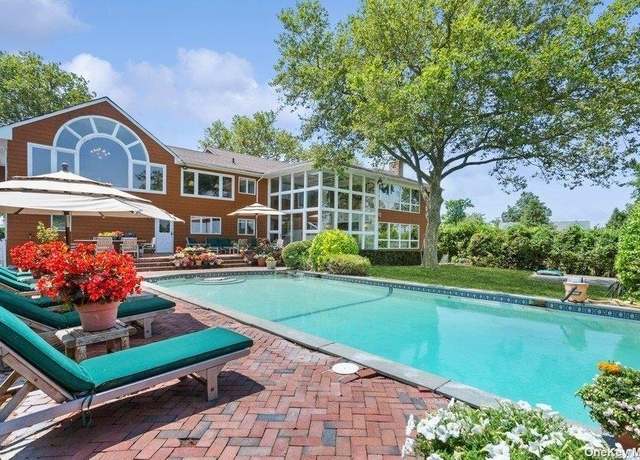 Property at 30 Thixton Dr, Hewlett Harbor, NY 11557, 5 beds, 5 baths