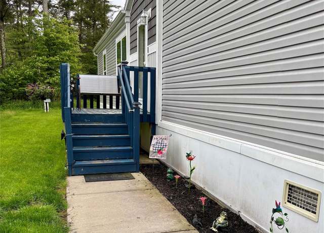 Property at 2 Forsythia Dr, Monticello, NY 12701, 3 beds, 2 baths