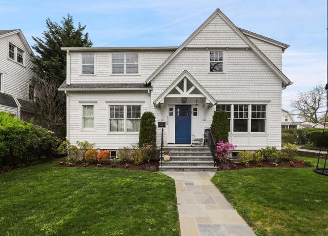 Property at 510 Forest Ave, Rye, NY 10580, 4 beds, 3.5 baths