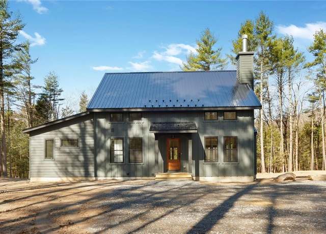 Property at 54 Tetta Ln, Olivebridge, NY 12461, 4 beds, 4 baths
