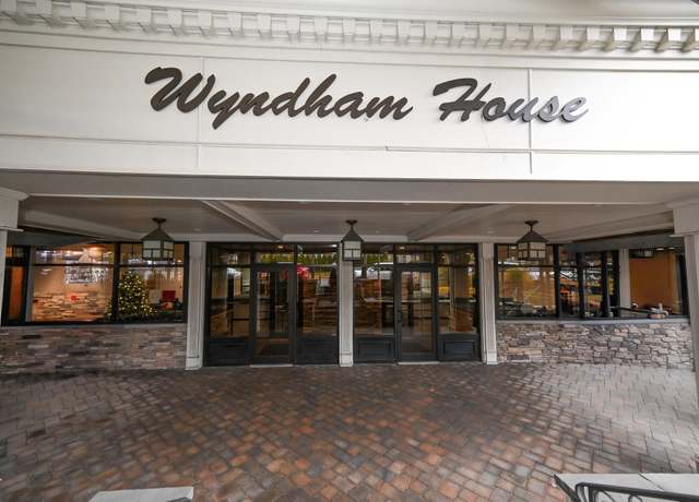 Property at 200 Atlantic Ave #122, Lynbrook, NY 11563, 1 bed, 1 bath