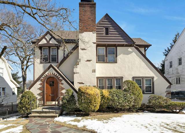 Property at 68 Archer Dr, Bronxville, NY 10708, 3 beds, 2 baths