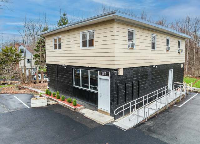 Property at 650 Route 211 W, Middletown, NY 10940, 3 beds, 2 baths