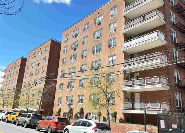 Property at 34-20 Parsons Blvd Unit LJ, Flushing, NY 11354, 1 bed, 1 bath