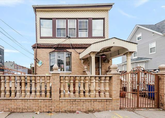 Property at 9728 130th St, Richmond Hill S., NY 11419, 4 beds, 2.5 baths