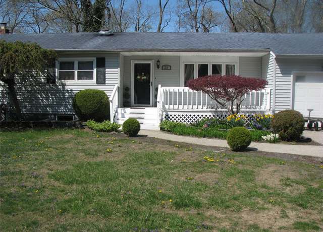 Property at 20 Clover St, Mastic, NY 11950, 4 beds, 2.5 baths