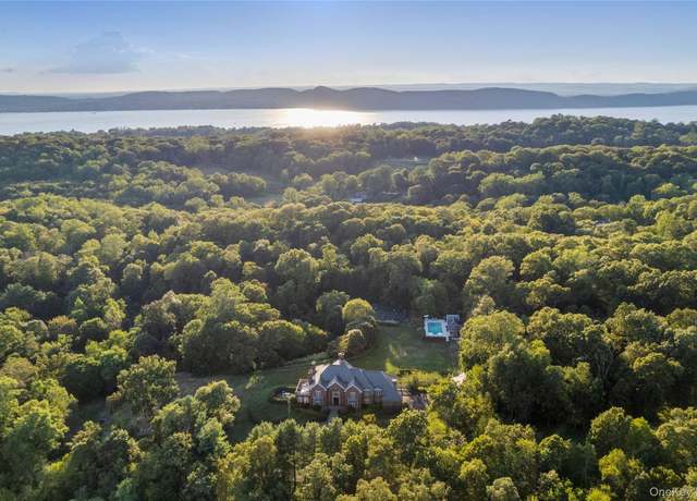 Property at 778 Sleepy Hollow Rd, Briarcliff Manor, NY 10510, 6 beds, 7 baths