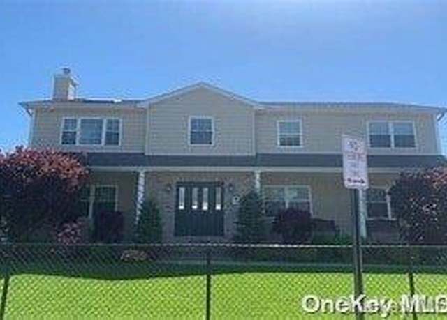 Property at Undisclosed address, Farmingdale, NY 11735, 3 beds, 3 baths