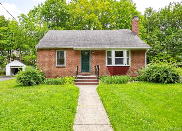Property at 32 N Oakwood Ter, New Paltz, NY 12561, 4 beds, 2 baths