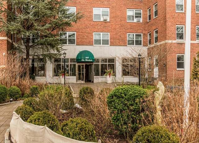 Property at 900 Palmer Rd Unit 3E, Bronxville, NY 10708, 1 bed, 1 bath