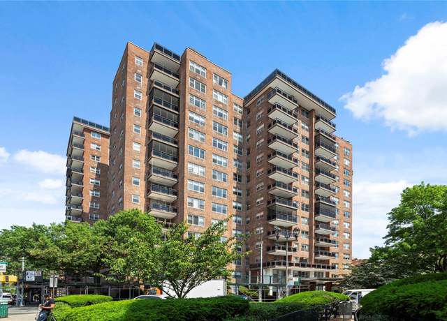 Property at 70-20 108th St Unit 5P, Forest Hills, NY 11375, 3 beds, 3 baths