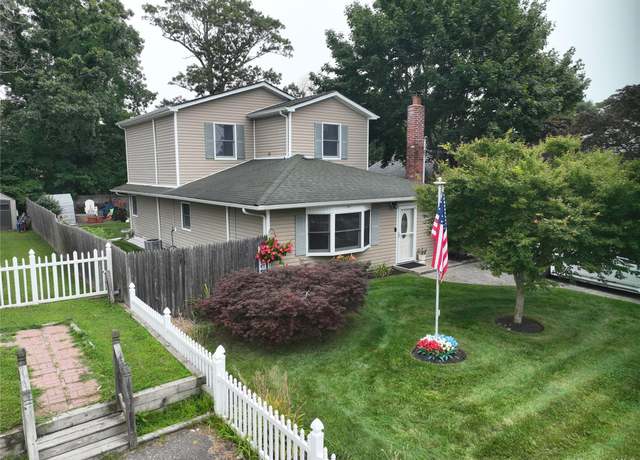 Property at 73 Saint George Dr, Shirley, NY 11967, 4 beds, 2 baths