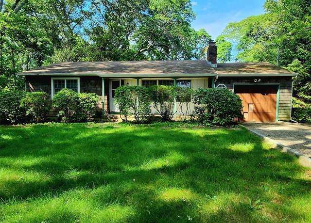 Property at 49 Sayres Path, Wainscott, NY 11975, 2 beds, 1 bath