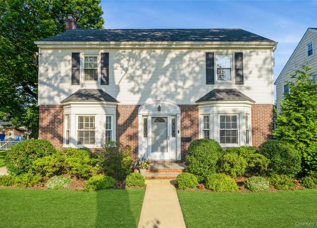 Property at 47 Orchid St, Floral Park, NY 11001, 3 beds, 1.5 baths