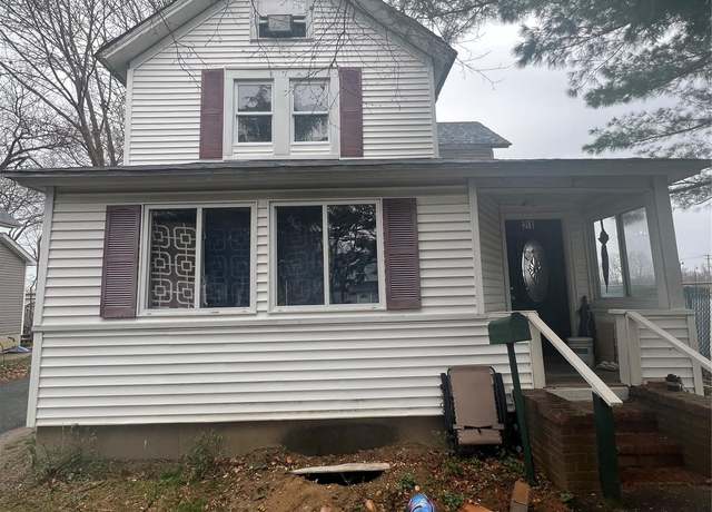 Property at 21 Maple Ave, Port Jefferson Station, NY 11776, 3 beds, 2 baths