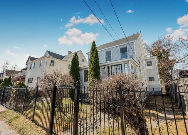Property at 242 S First Ave S, Mount Vernon, NY 10550, 4 beds, 2.5 baths