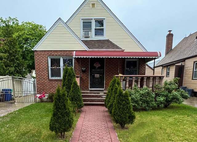 Property at 8260 266th St, Glen Oaks, NY 11004, 4 beds, 3 baths