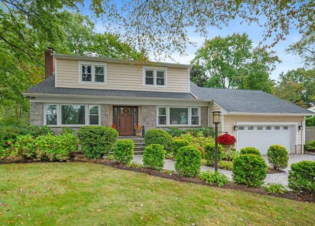 Property at 53 Seton Dr, New Rochelle, NY 10804, 4 beds, 2 baths