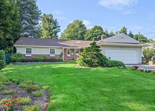 Property at 1191 5th Ave, East Northport, NY 11731, 3 beds, 2 baths