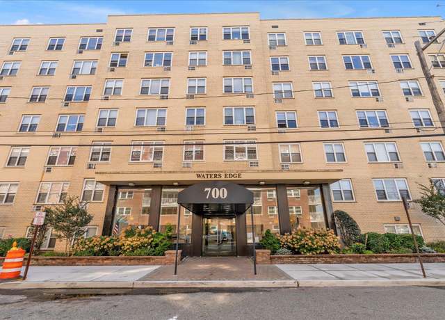 Property at 700 Shore Rd Unit 5EE, Long Beach, NY 11561, 1 bath