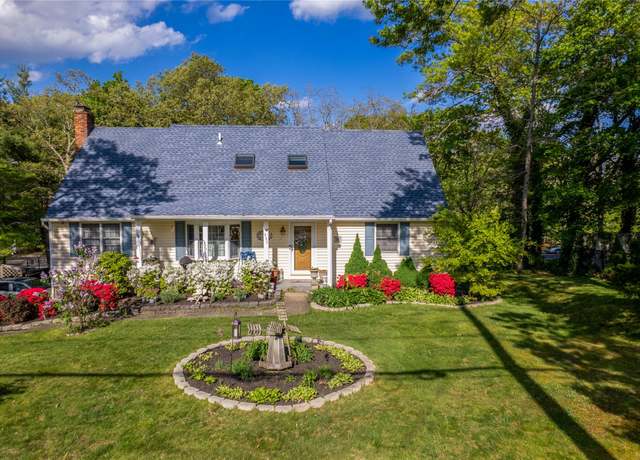 Property at 337 Mount Sinai Coram Rd, Mount Sinai, NY 11766, 4 beds, 2 baths