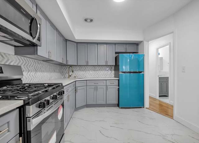 Property at 104-65 42 Ave, Corona, NY 11368, 7 beds, 4 baths