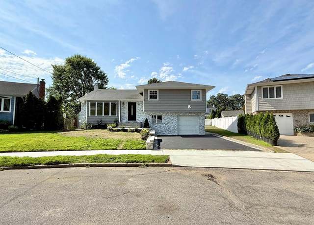 Property at 2166 Isabelle Ct, North Bellmore, NY 11710, 4 beds, 2 baths