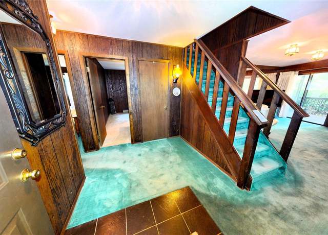 Property at 149 Spruce Dr, Milford, PA 18337, 3 beds, 2 baths