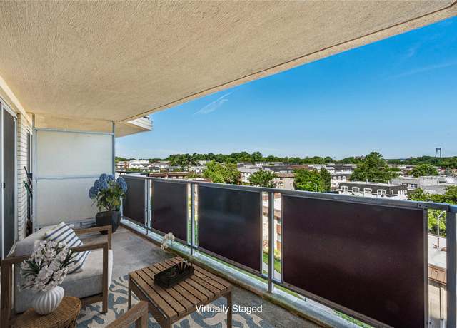 Property at 17-85 215th St Unit 6R, Bayside, NY 11360, 1 bed, 1 bath