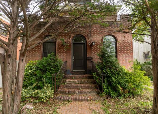 Property at 3344 Giles Pl, Bronx, NY 10463, 4 beds, 3 baths