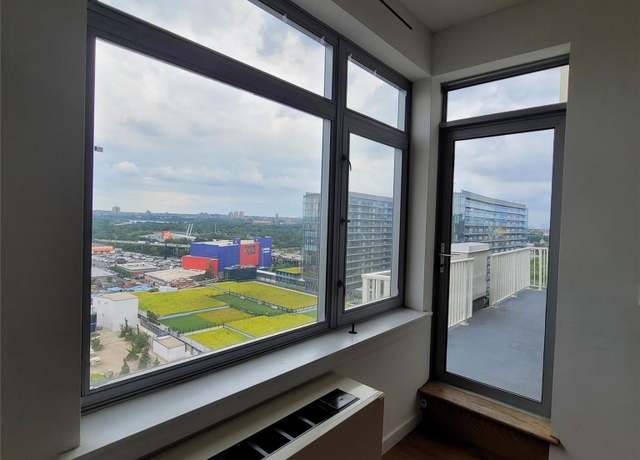 Property at 40-28 College Point Blvd Ph 111, Flushing, NY 11354, 2 beds, 2 baths