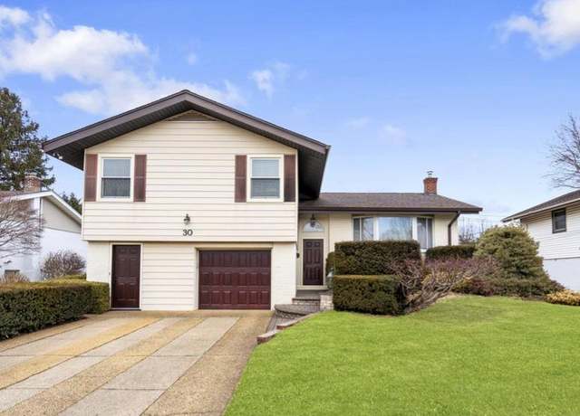 Property at 30 Flower Ln, Jericho, NY 11753, 4 beds, 2.5 baths