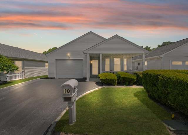 Property at 10 Orange Tree Ct, Manorville, NY 11949, 2 beds, 2 baths