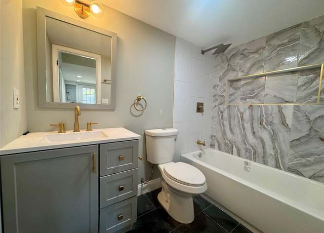 Property at 28 Snowberry Ln, Islandia, NY 11749, 5 beds, 3 baths