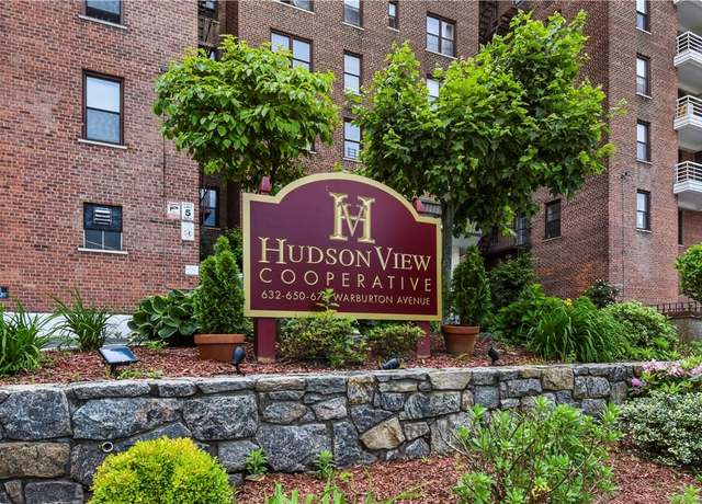 Property at 678 Warburton Ave Unit 4L, Yonkers, NY 10701, 1 bed, 1 bath