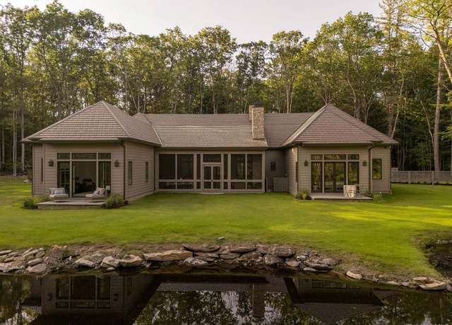 Property at 245 Brown Rd, Olivebridge, NY 12461, 4 beds, 4.5 baths