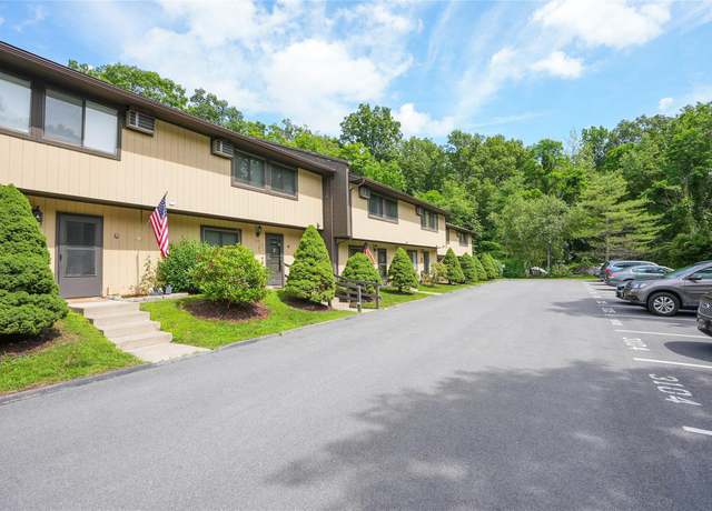 Property at 3103 Chelsea Cv S, Hopewell Junction, NY 12533, 3 beds, 1.5 baths